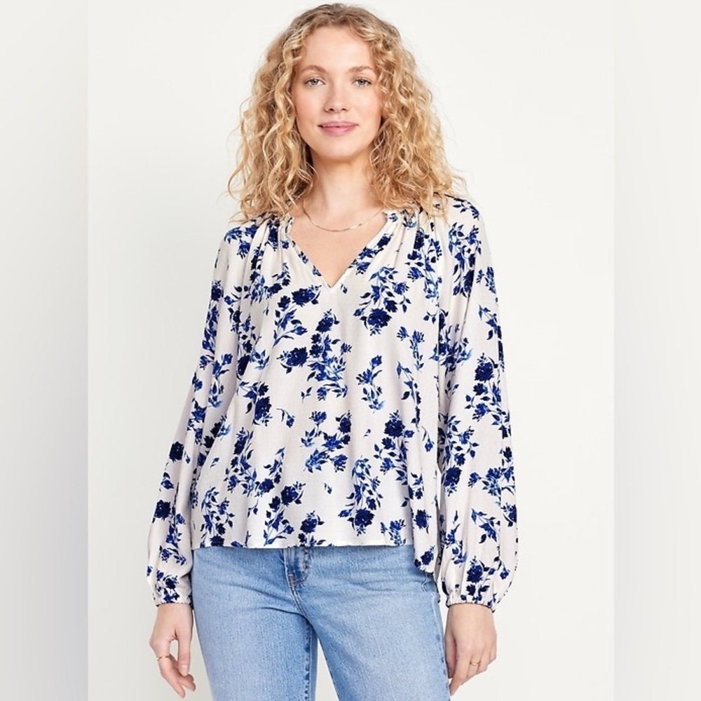 NWT Old Navy Floral Print Blouse |Size Medium|